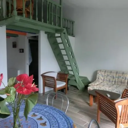 In Theoule-sur-mer, With Wonderful Sea View, Furnished Terrace *