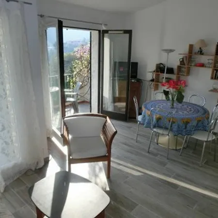 In Theoule-sur-mer, With Wonderful Sea View, Furnished Terrace *